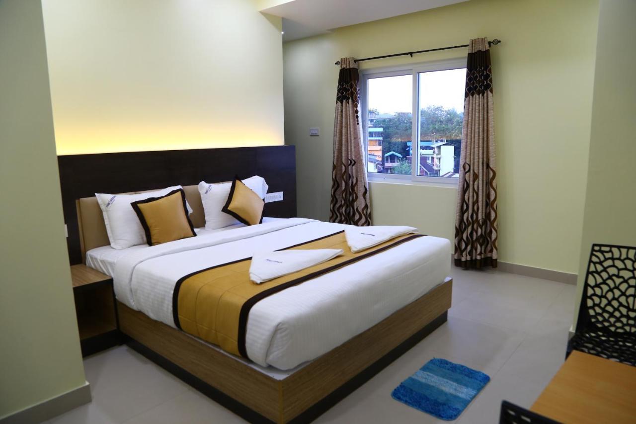 Hotel Landmark Port Blair Exteriör bild