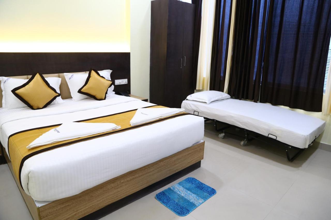 Hotel Landmark Port Blair Exteriör bild