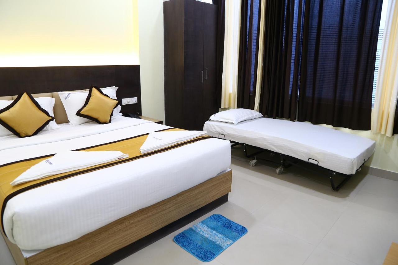 Hotel Landmark Port Blair Exteriör bild